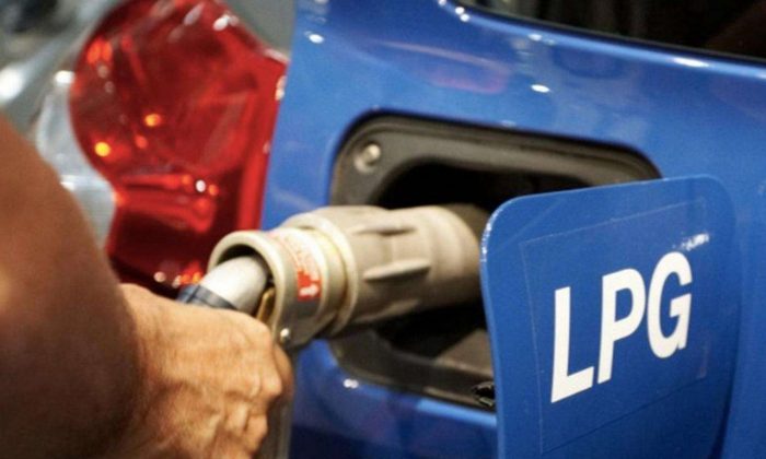 LPG İLE BENZİN ARASINDAKİ FİYAT FARKI NEREDEYSE  KAPANDI