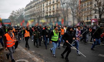 Terör örgütü PKK Paris’i savaş alanına çevirdi