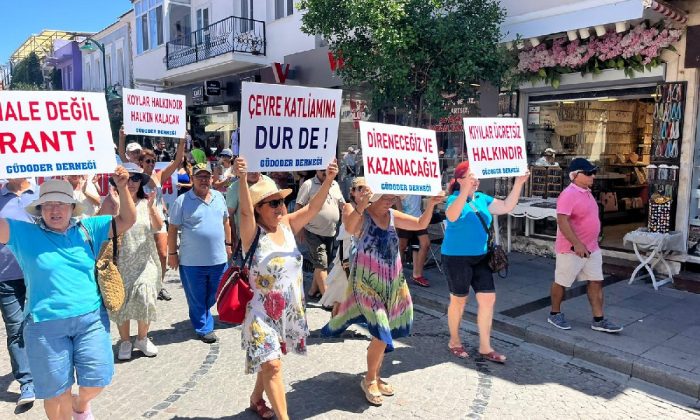 İzmir halkı Gücücek Koyu için ayakta