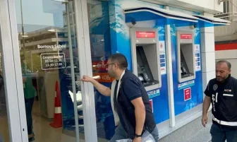 Denizbank Bornova  Müdürü H.Ö. kar vaadiyle 300 milyon lira para topladı.